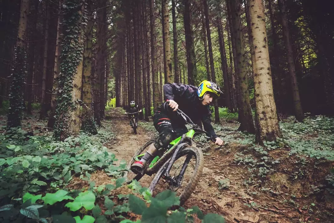 Spé du Patron piste rouge Mont Poupet Bike Park dual slalom